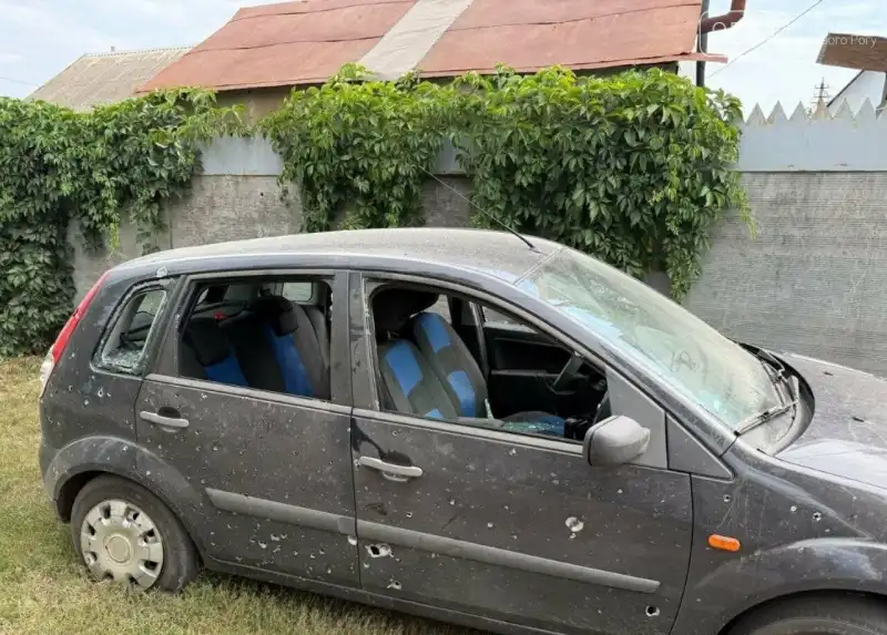 Понад 15 атак за день: на Дніпропетровщині поранено чоловіка, пошкоджено будинки й гуртожиток