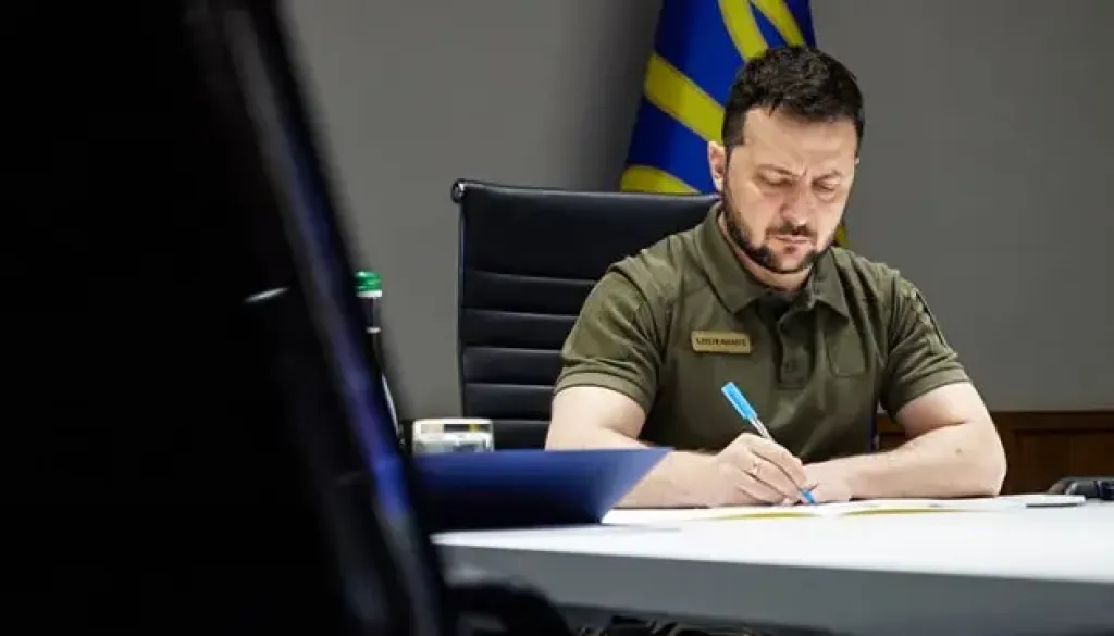 Обов’язкова військова підготовка для студентів-медиків: Зеленський підписав новий закон