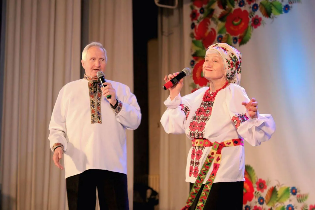 У Кривому Розі обрали найкращих бабусю та дідуся року: відбувся конкурс «SuperБабуся. SuperДідусь»