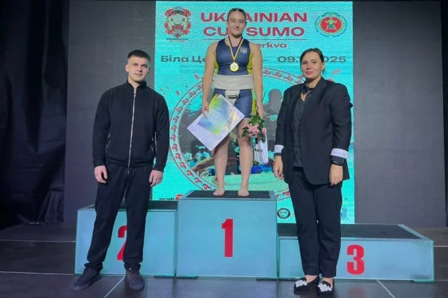 Спортсменки з Кривого Рогу вибороли медалі на всеукраїнських змаганнях з сумо