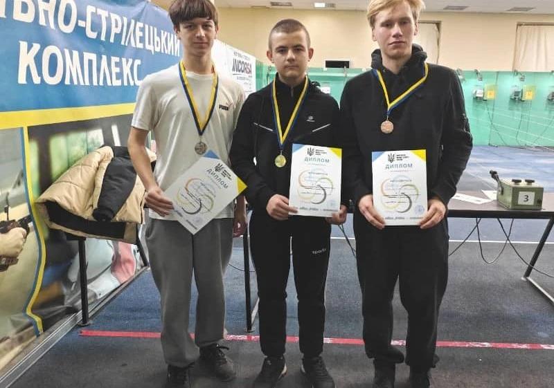 Криворізькі юні стрільці вибороли медалі на чемпіонаті України у Львові