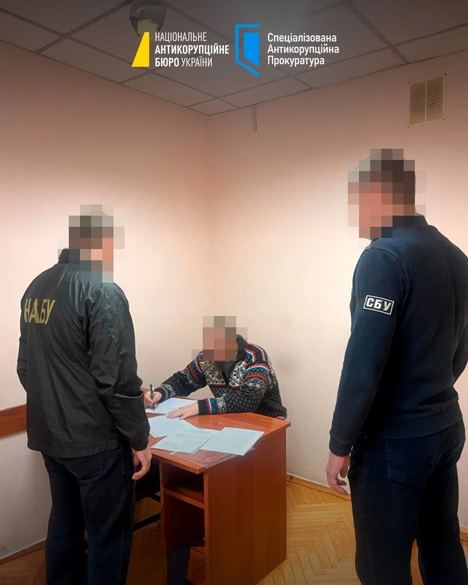 Схема на оборонному замовленні: екскерівництво хімзаводу підозрюють у розкраданні понад 100 млн грн