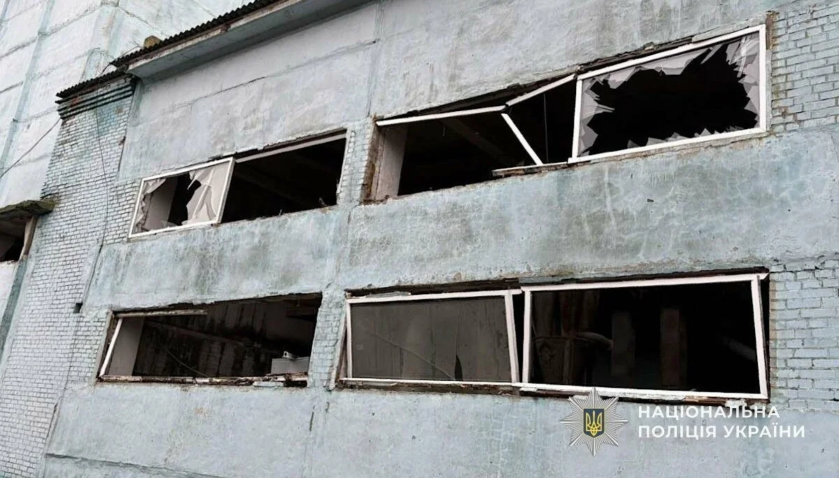Атаки з повітря і артилерії: поліція фіксує наслідки ударів по громадах Дніпропетровщини