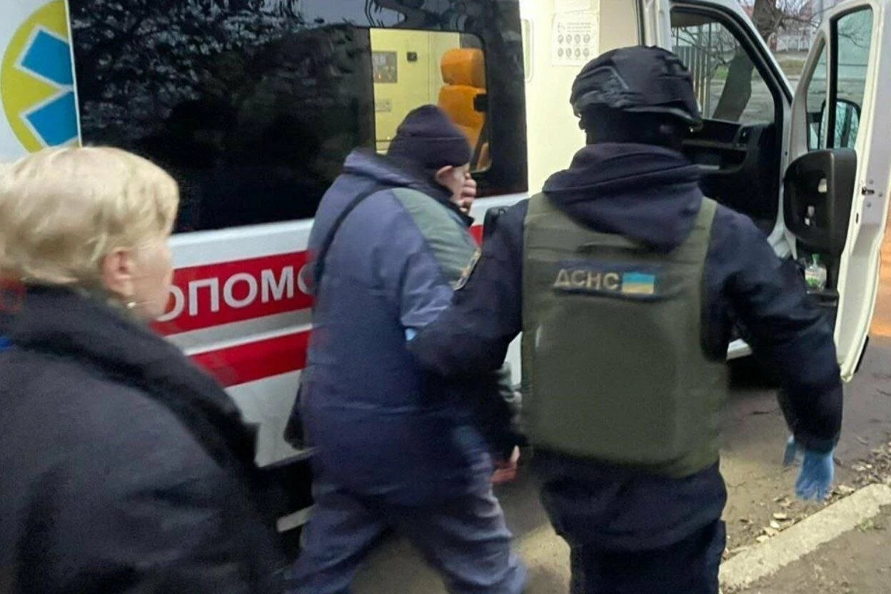 Дніпропетровщина під обстрілами: двоє постраждалих та масштабні руйнування