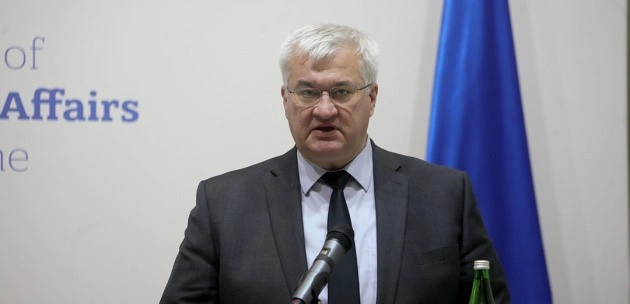 Різдвяна ніч під обстрілами: Сибіга закликає світ посилити ППО для України