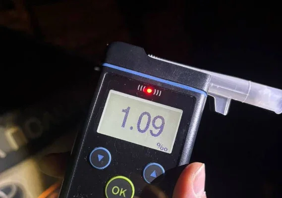 Нічна поїздка з алкоголем у крові: у Кривому Розі затримали водія під час комендантської години