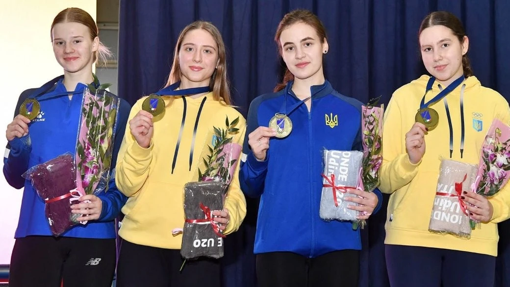 Дніпрянки зібрали “бронзу” на світовому Кубку з фехтування в Італії