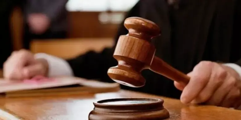 У Кривому Розі чоловік отримав вирок за удар знайомому через політичну суперечку