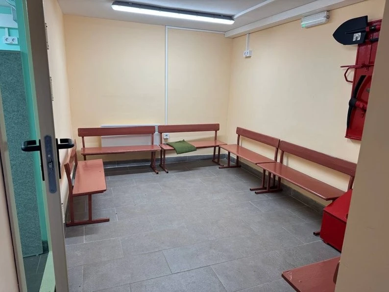 У Кривому Розі під час атаки дронів жителів не впустили до шкільного укриття: