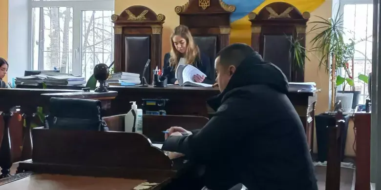 Справа криворізьких ритуальників: суд залишив під домашнім арештом більшість обвинувачених, ключовий фігурант не з’явився