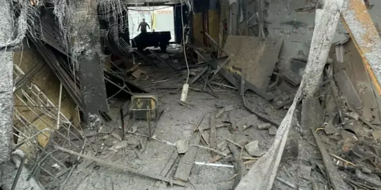 Нікопольщина під масованим вогнем: за добу окупанти здійснили десятки атак по житлових кварталах