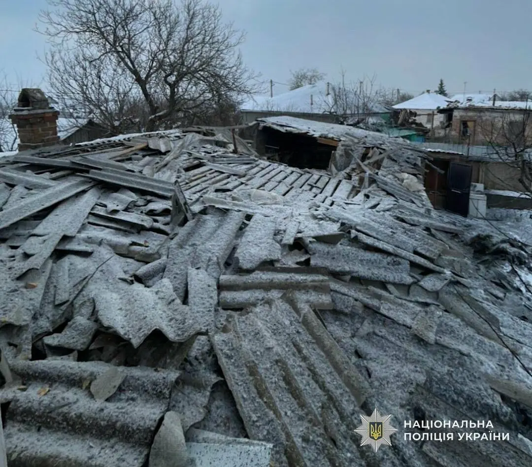 Нікопольщина під масованим вогнем: за добу окупанти здійснили десятки атак по житлових кварталах