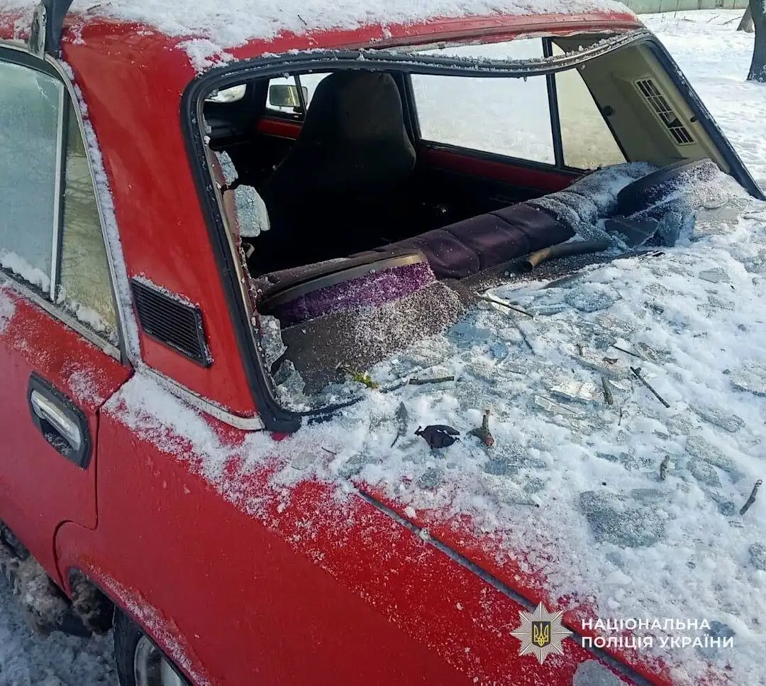 Нікопольщина під масованим вогнем: за добу окупанти здійснили десятки атак по житлових кварталах