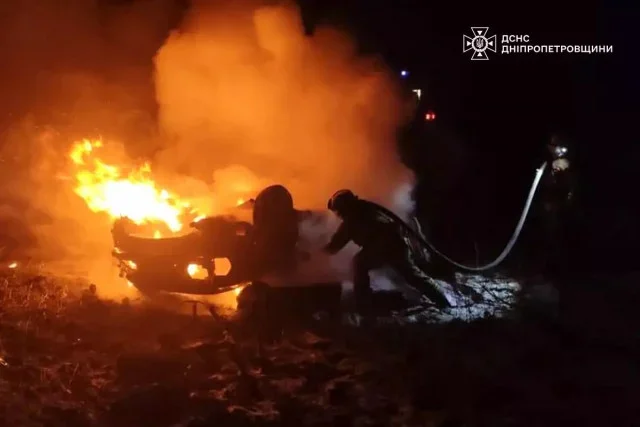 Нічна автотроща біля Вишневого: водій Audi загинув у палаючому авто