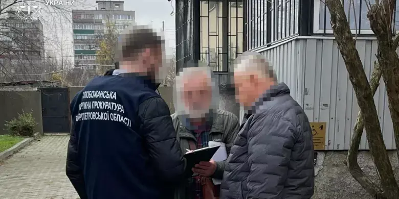Ціна лікарської помилки: на Дніпропетровщині судитимуть хірурга-онколога через залишену в тілі пацієнтки серветку