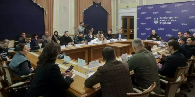 Енергосистема під тиском: Шмигаль попередив про можливе посилення обмежень