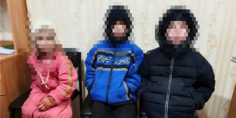 Замість родинного затишку – реабілітаційний центр: у Кривому Розі матір відмовилася від трьох дітей