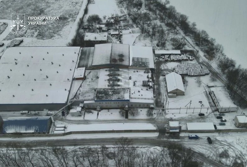 Понад 2 мільярди збитків: на Дніпропетровщині судитимуть посадовця за незаконний видобуток мінеральної води