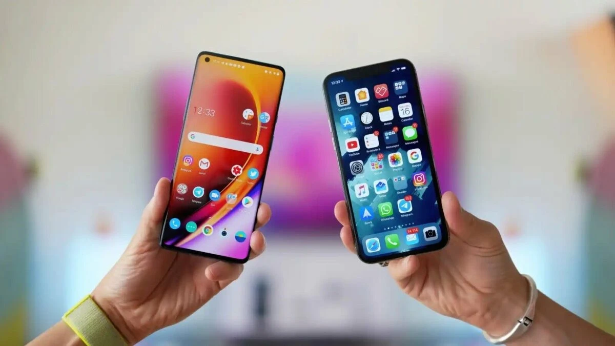 Перехід з Android на iPhone: як зберегти всі файли, контакти та чати