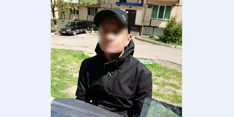 У Кривому Розі на Зарічному затримали чоловіка з ймовірними наркотиками