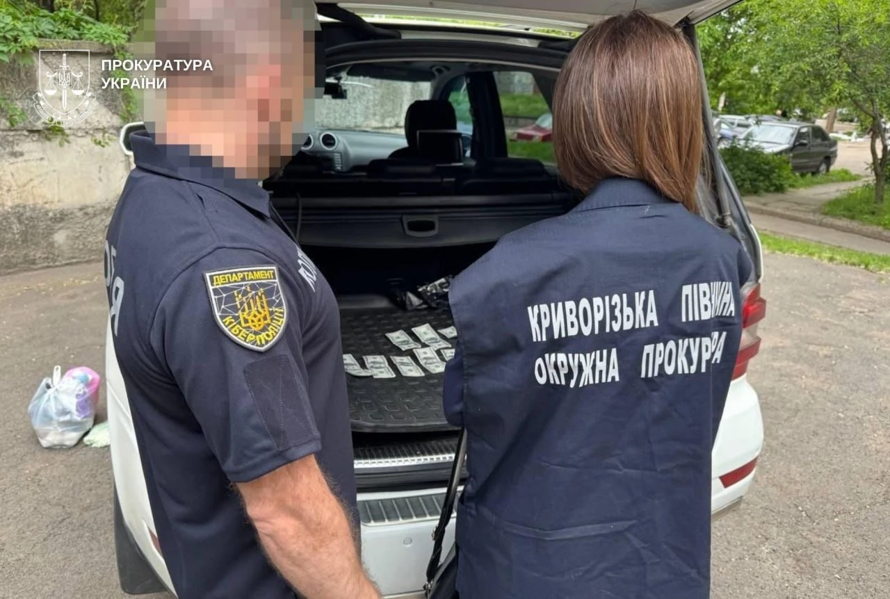 У Кривому Розі затримали ділка за організацію фіктивного навчання для виїзду за кордон