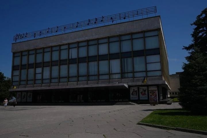 Справа про виїзд лжемузикантів: ексочільник Мінкульту Карандєєв вважає підозру безпідставною