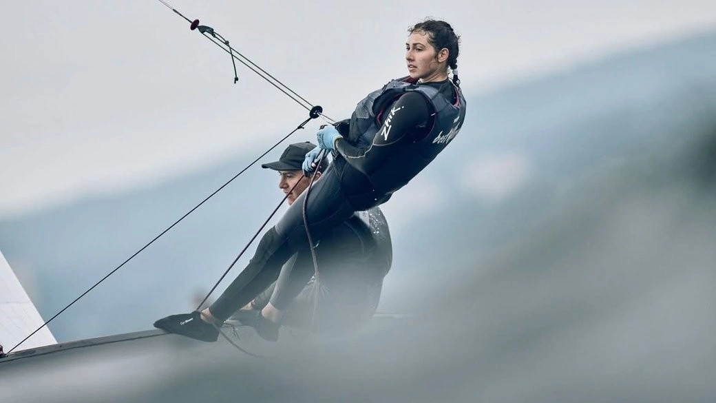 >Український екіпаж виборов «срібло» на юніорському чемпіонаті світу з вітрильного спорту в Польщі